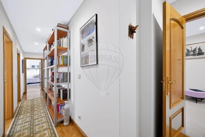 Apartamento T4 para Venda em Carnide