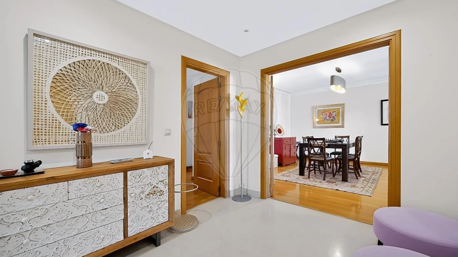 Apartamento T4 para Venda em Carnide