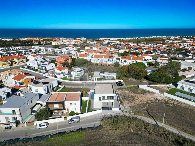 Moradia T5 para Venda em A dos Cunhados e Maceira Foto 7