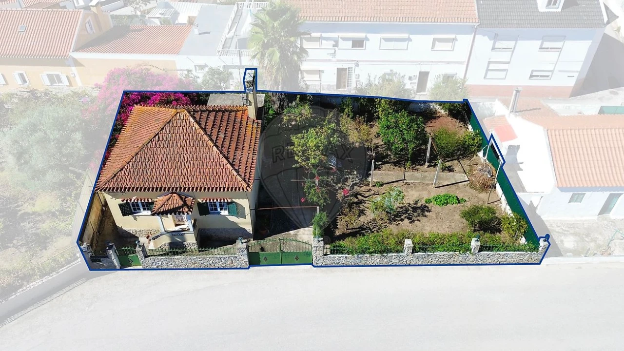 Moradia T2 para Venda em Santa Maria, São Pedro e Matacães Foto 1