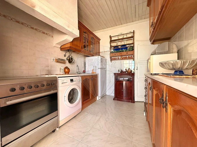 Moradia T2 para Venda em Santa Maria, São Pedro e Matacães Foto 16