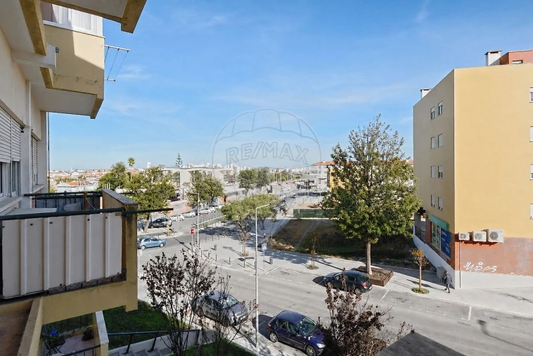 Apartamento T2 para Venda em Alto do Seixalinho, Santo André e Verderena Foto 29