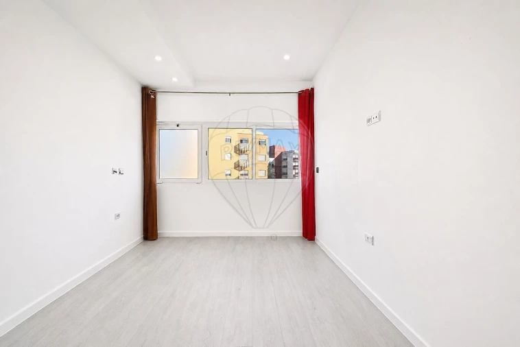 Apartamento T2 para Venda em Alto do Seixalinho, Santo André e Verderena Foto 4