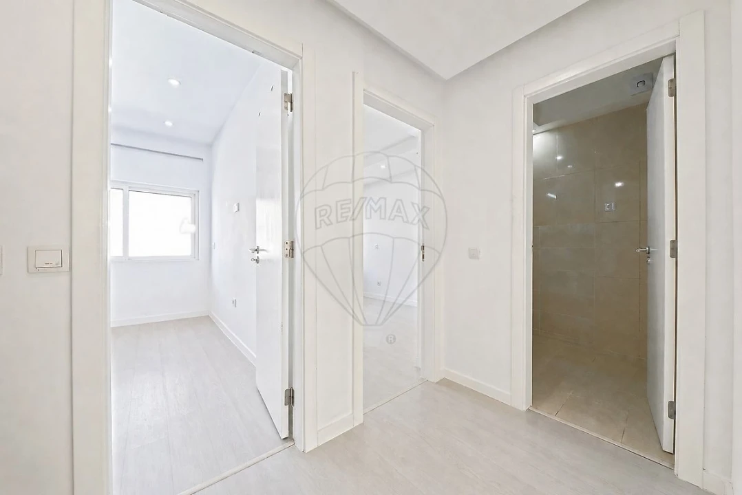 Apartamento T2 para Venda em Alto do Seixalinho, Santo André e Verderena Foto 12