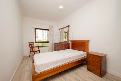 Apartamento T3 para Arrendamento em Vila Franca de Xira