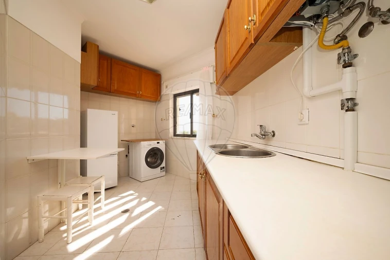 Apartamento T3 para Arrendamento em Vila Franca de Xira Foto 6