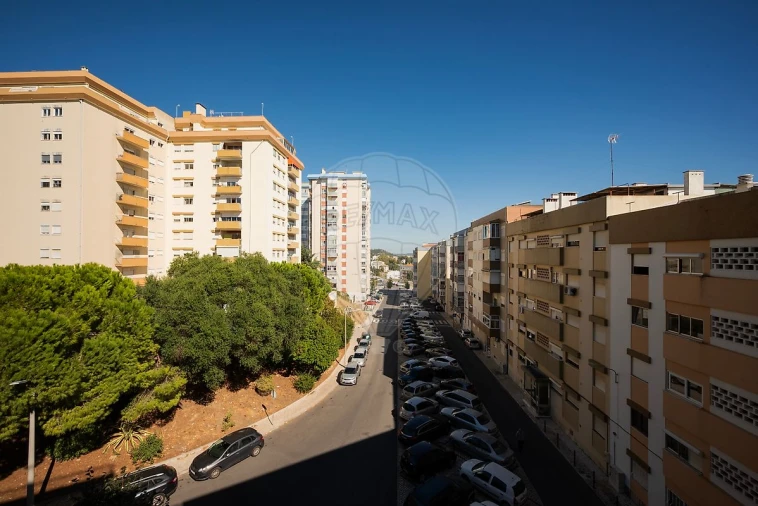 Apartamento T3 para Arrendamento em Vila Franca de Xira Foto 21