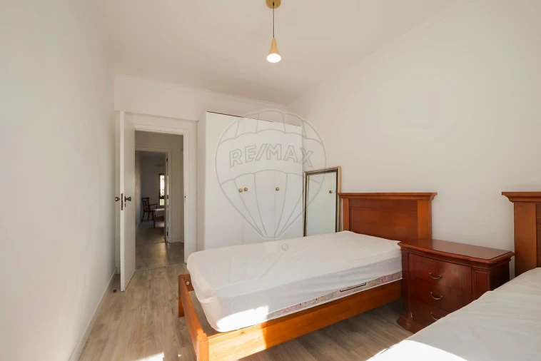 Apartamento T3 para Arrendamento em Vila Franca de Xira Foto 9
