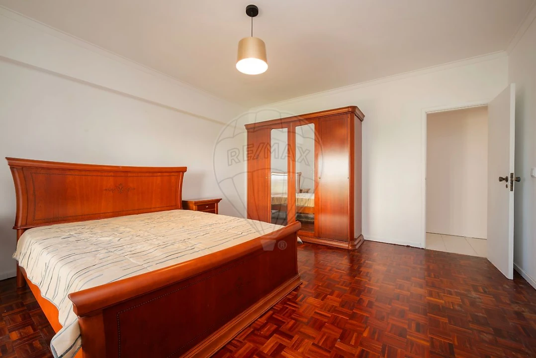 Apartamento T3 para Arrendamento em Vila Franca de Xira Foto 15