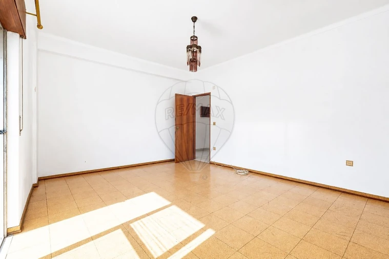 Apartamento T2 para Venda em Castanheira do Ribatejo e Cachoeiras Foto 25