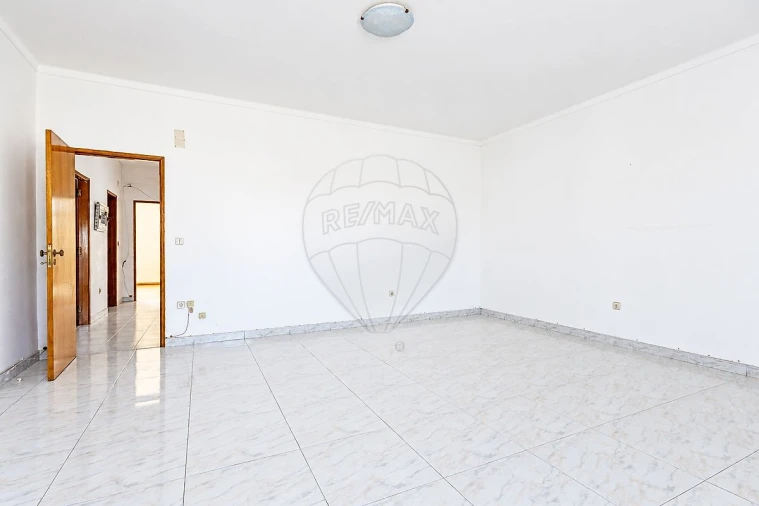 Apartamento T2 para Venda em Castanheira do Ribatejo e Cachoeiras Foto 11