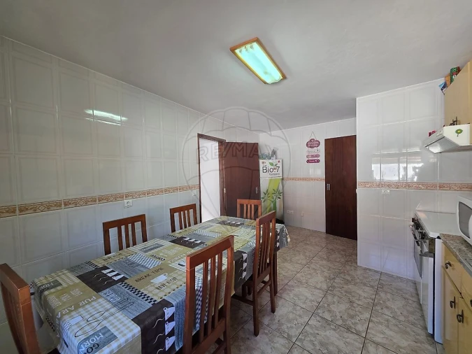 Moradia T3 para Venda em Moita Foto 4