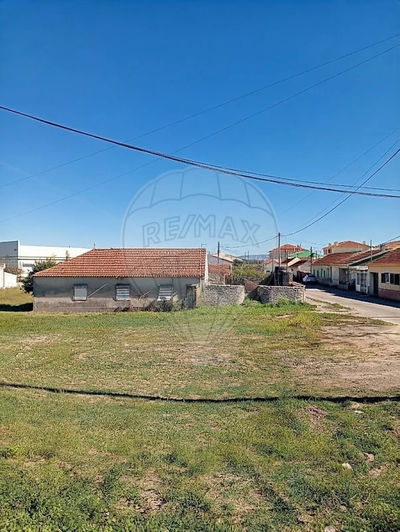 Moradia T0 para Venda em Oliveirinha Foto 4