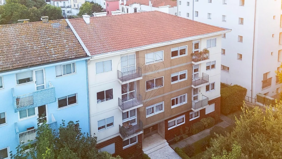Armazém para Arrendamento em Paranhos Foto 17