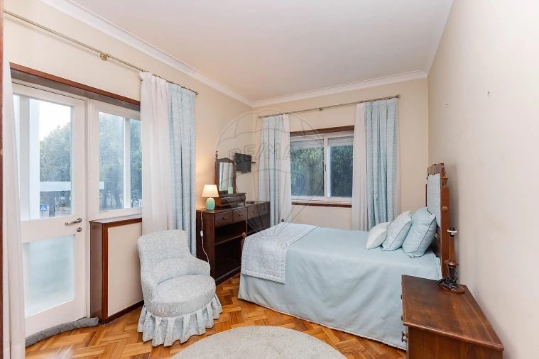 Armazém para Arrendamento em Paranhos Foto 3