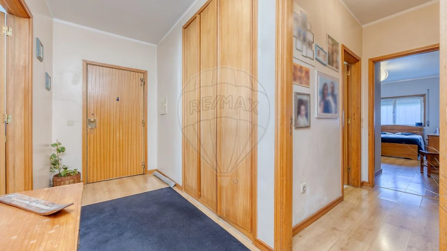 Apartamento T2 para Venda em Canelas
