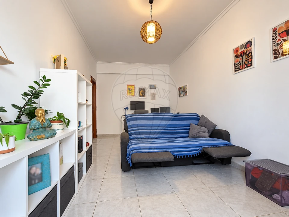Apartamento T2 para Venda em Póvoa de Santa Iria e Forte da Casa Foto 1