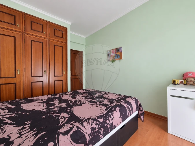 Apartamento T2 para Venda em Póvoa de Santa Iria e Forte da Casa Foto 30