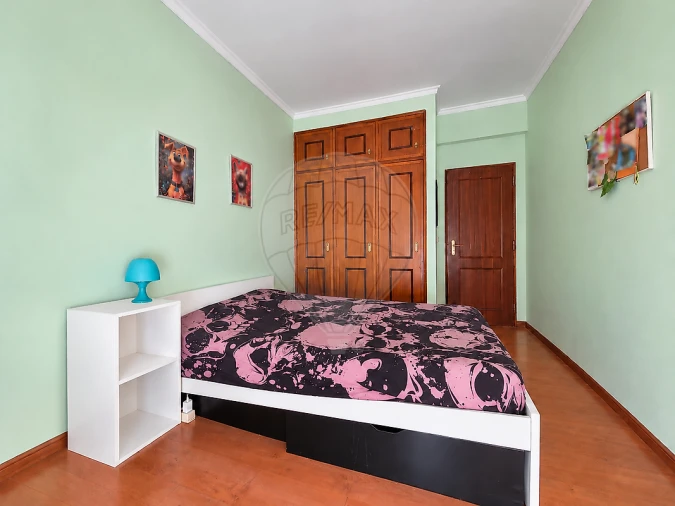 Apartamento T2 para Venda em Póvoa de Santa Iria e Forte da Casa Foto 29