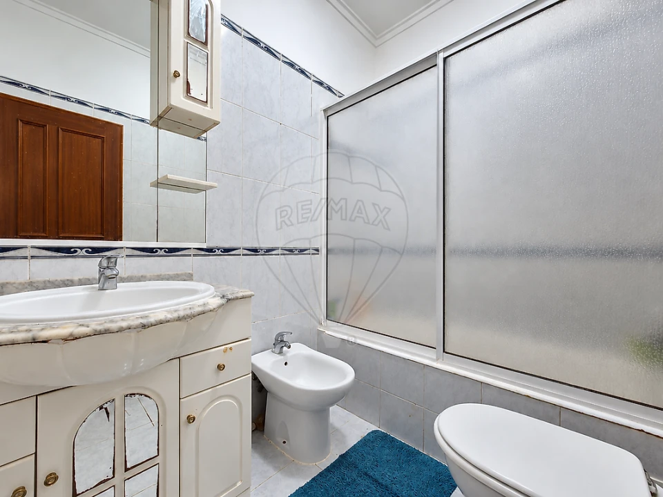 Apartamento T2 para Venda em Póvoa de Santa Iria e Forte da Casa Foto 24