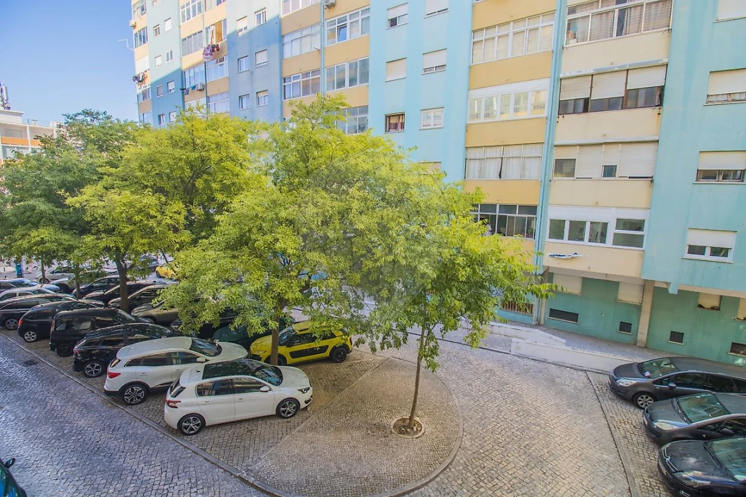 Apartamento T4 para Venda em Almada, Cova da Piedade, Pragal e Cacilhas Foto 33
