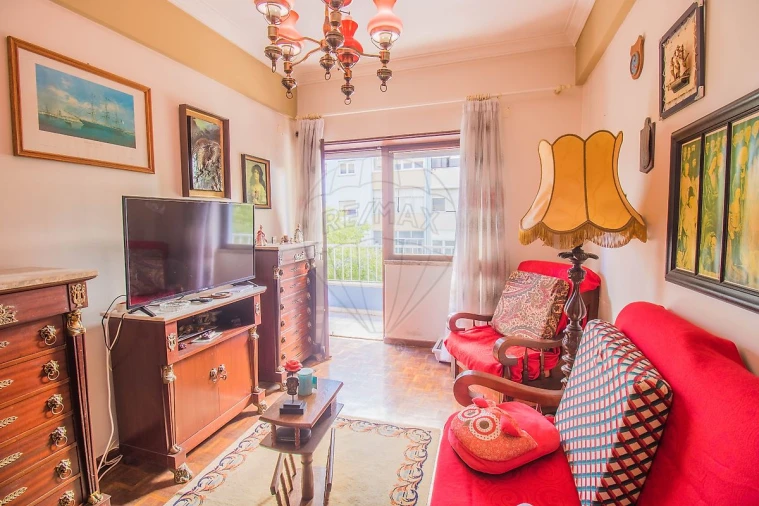 Apartamento T4 para Venda em Almada, Cova da Piedade, Pragal e Cacilhas Foto 25