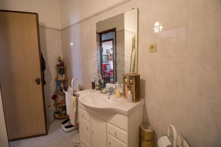 Apartamento T4 para Venda em Almada, Cova da Piedade, Pragal e Cacilhas Foto 16