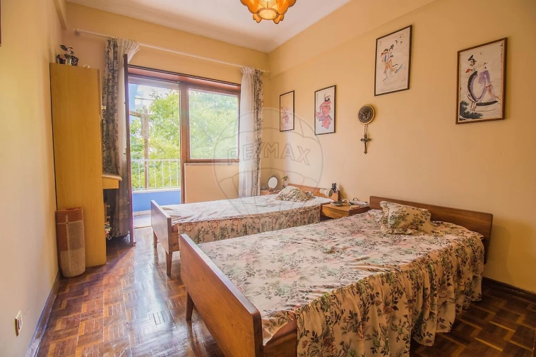 Apartamento T4 para Venda em Almada, Cova da Piedade, Pragal e Cacilhas Foto 28
