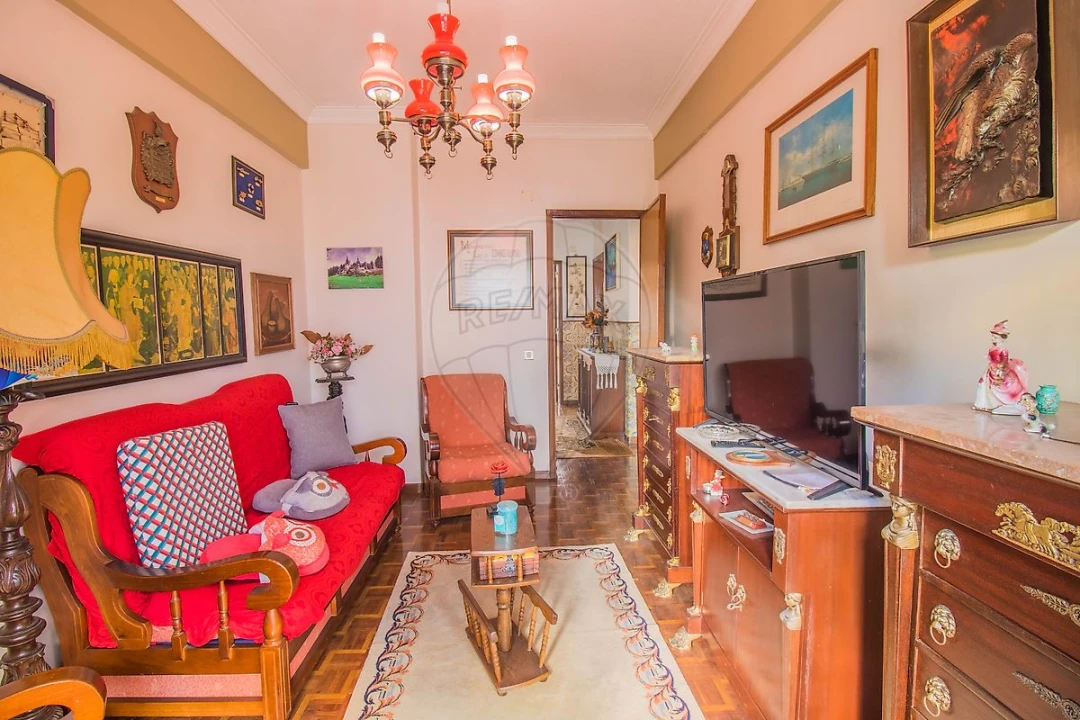 Apartamento T4 para Venda em Almada, Cova da Piedade, Pragal e Cacilhas Foto 24