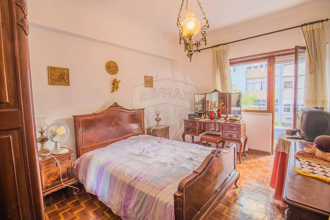 Apartamento T4 para Venda em Almada, Cova da Piedade, Pragal e Cacilhas Foto 18