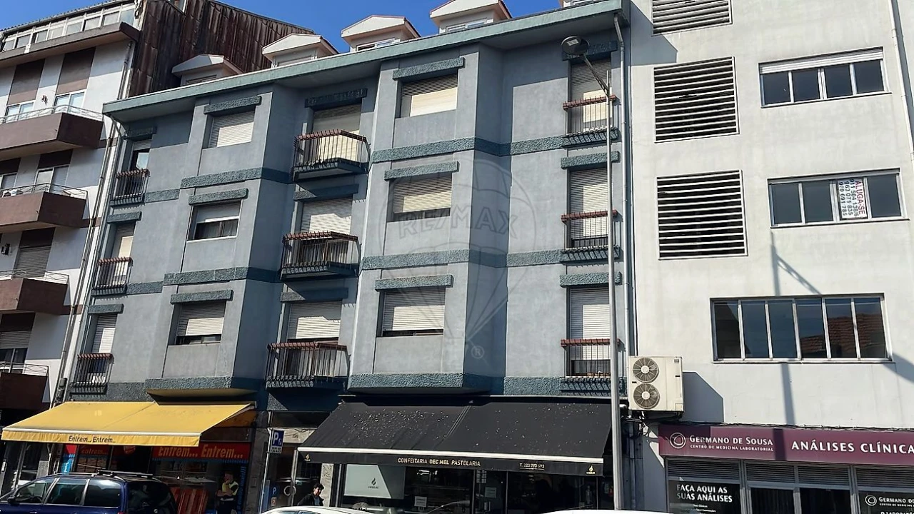 Apartamento T3 para Venda em Mafamude e Vilar do Paraíso Foto 22