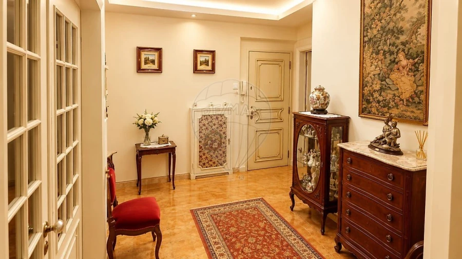 Apartamento T3 para Venda em Mafamude e Vilar do Paraíso Foto 4