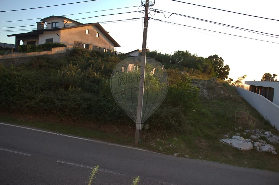 Terreno para Venda em Escapães Foto 5