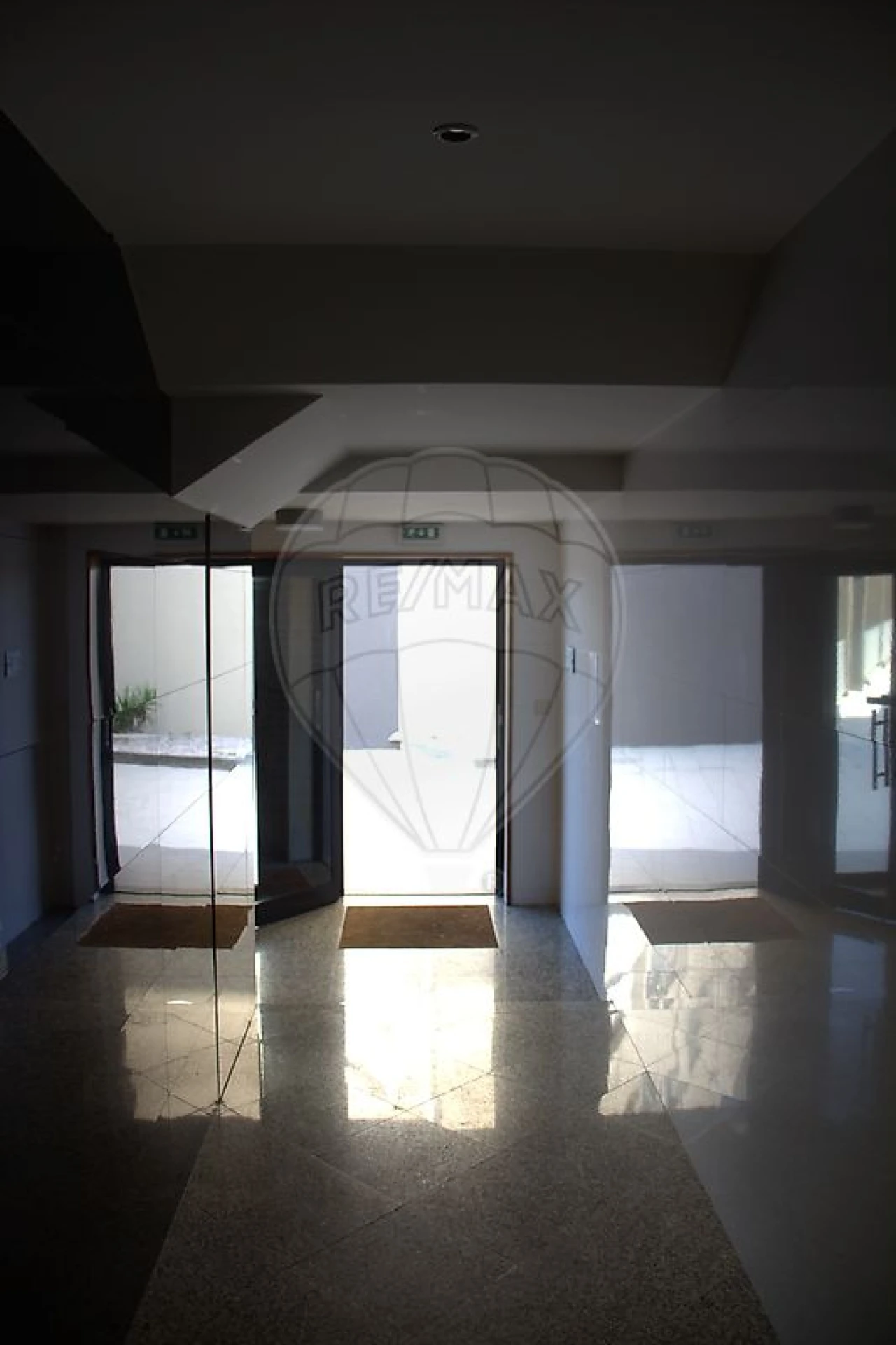 Apartamento T2 para Venda em São Felix da Marinha Foto 24