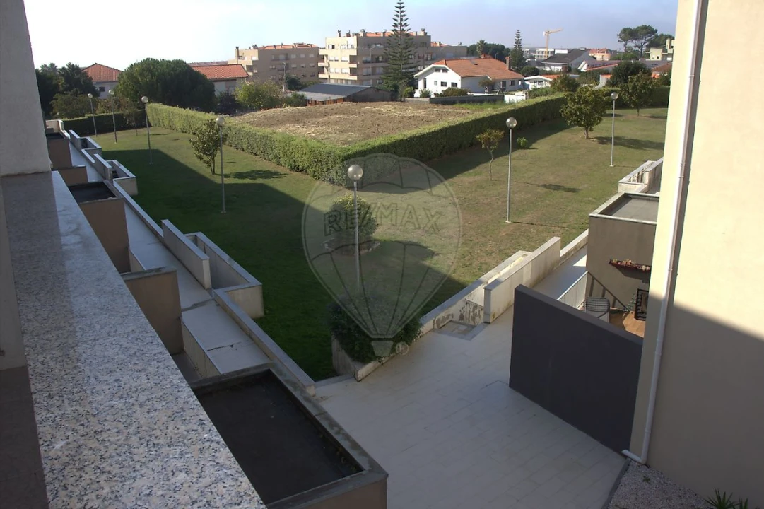 Apartamento T2 para Venda em São Felix da Marinha Foto 8
