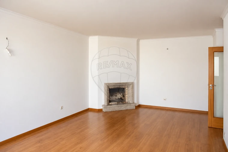 Apartamento T2 para Venda em São Felix da Marinha Foto 6