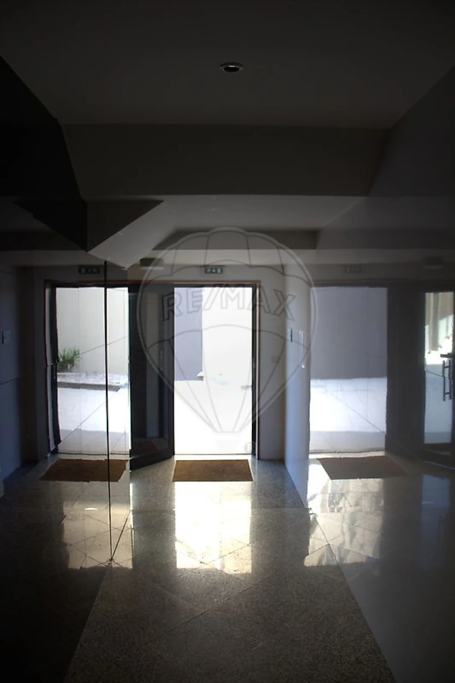 Apartamento T2 para Venda em São Felix da Marinha Foto 24