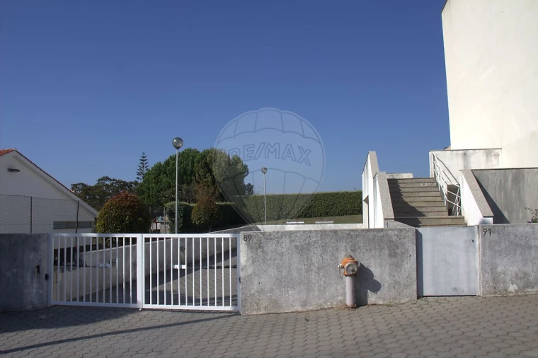 Apartamento T2 para Venda em São Felix da Marinha Foto 26
