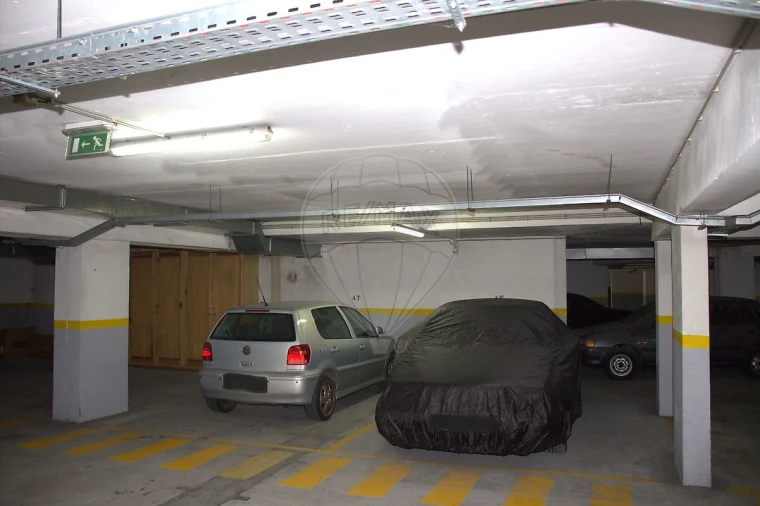 Apartamento T2 para Venda em São Felix da Marinha Foto 22