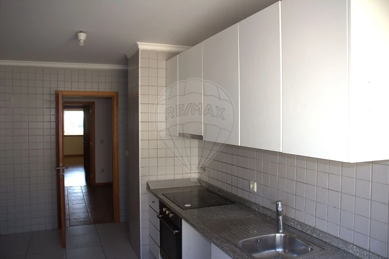 Apartamento T2 para Venda em São Felix da Marinha Foto 11