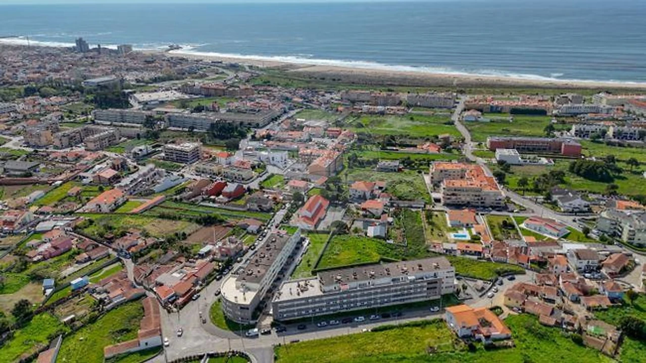 Apartamento T2 para Venda em São Felix da Marinha Foto 1