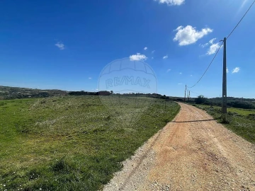 Terreno para Venda em Arranho