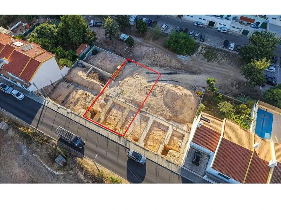 Moradia T4 para Venda em Alverca do Ribatejo e Sobralinho Foto 4