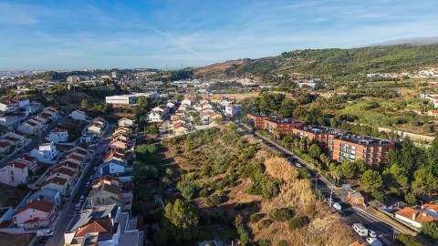 Moradia T4 para Venda em Alverca do Ribatejo e Sobralinho