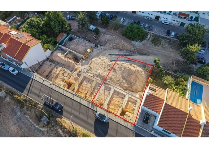Moradia T4 para Venda em Alverca do Ribatejo e Sobralinho Foto 4