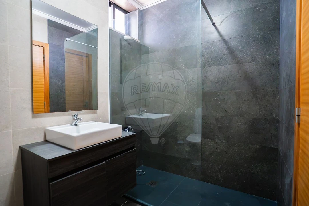 Apartamento T3 para Venda em Nazare Foto 25