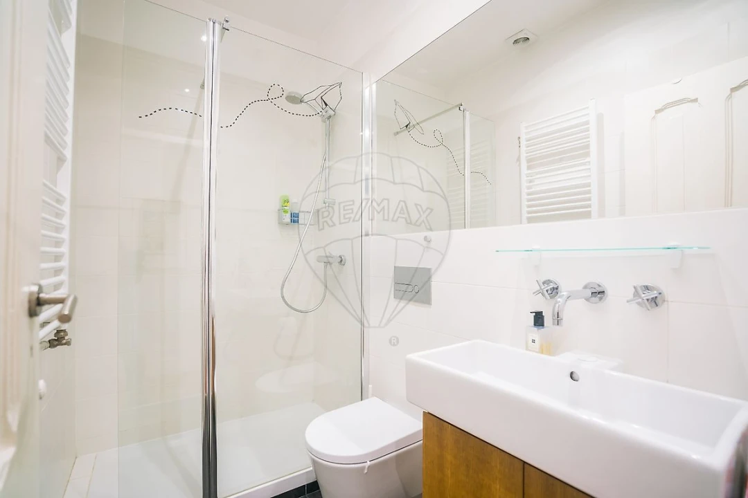 Apartamento T3 para Arrendamento em Campo de Ourique Foto 19