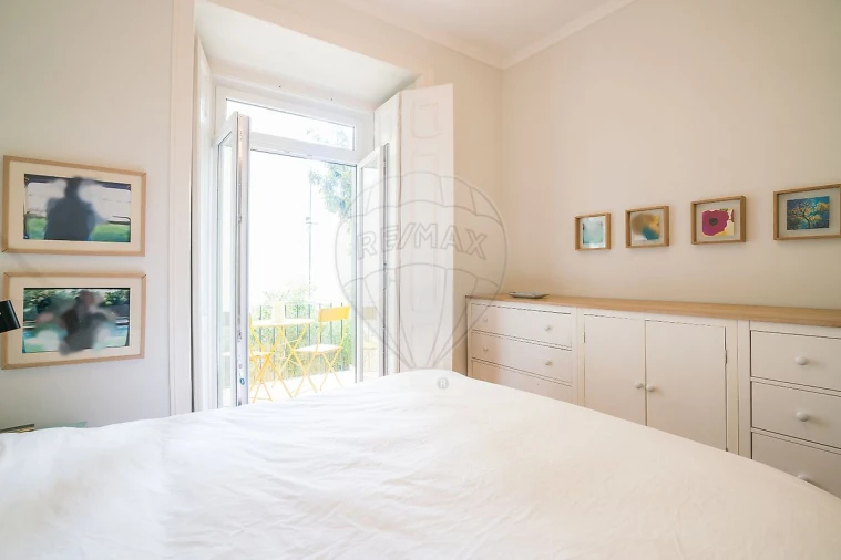 Apartamento T3 para Arrendamento em Campo de Ourique Foto 12