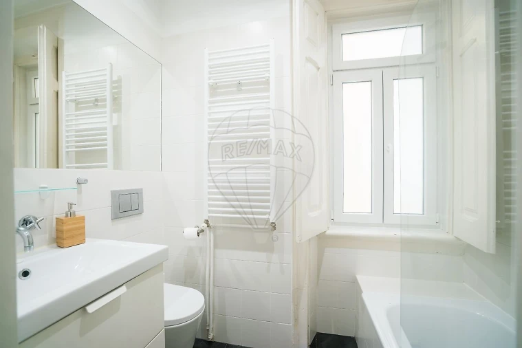 Apartamento T3 para Arrendamento em Campo de Ourique Foto 20