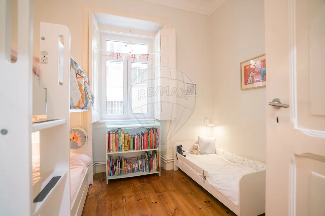 Apartamento T3 para Arrendamento em Campo de Ourique Foto 14
